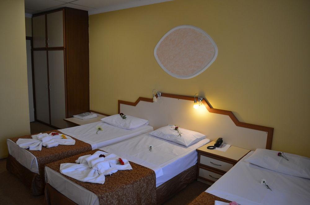 Ayvalik Palas Hotel Екстериор снимка