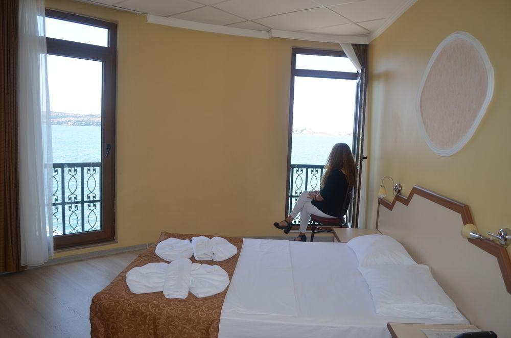 Ayvalik Palas Hotel Екстериор снимка