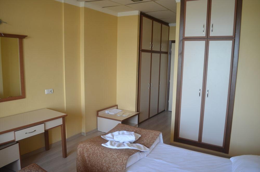 Ayvalik Palas Hotel Екстериор снимка