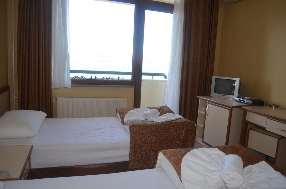 Ayvalik Palas Hotel Екстериор снимка