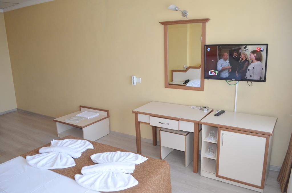 Ayvalik Palas Hotel Екстериор снимка