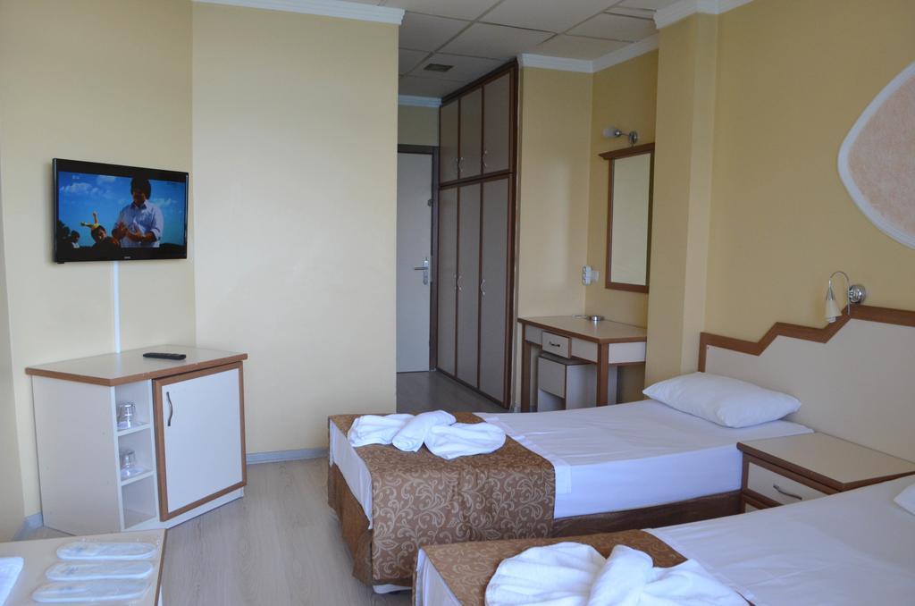 Ayvalik Palas Hotel Екстериор снимка
