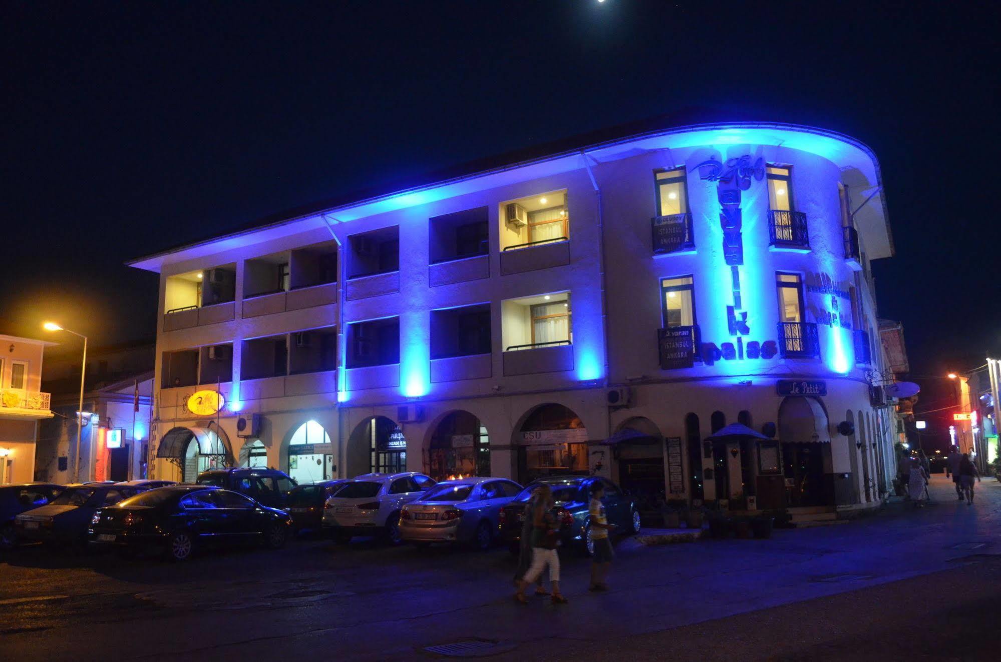 Ayvalik Palas Hotel Екстериор снимка