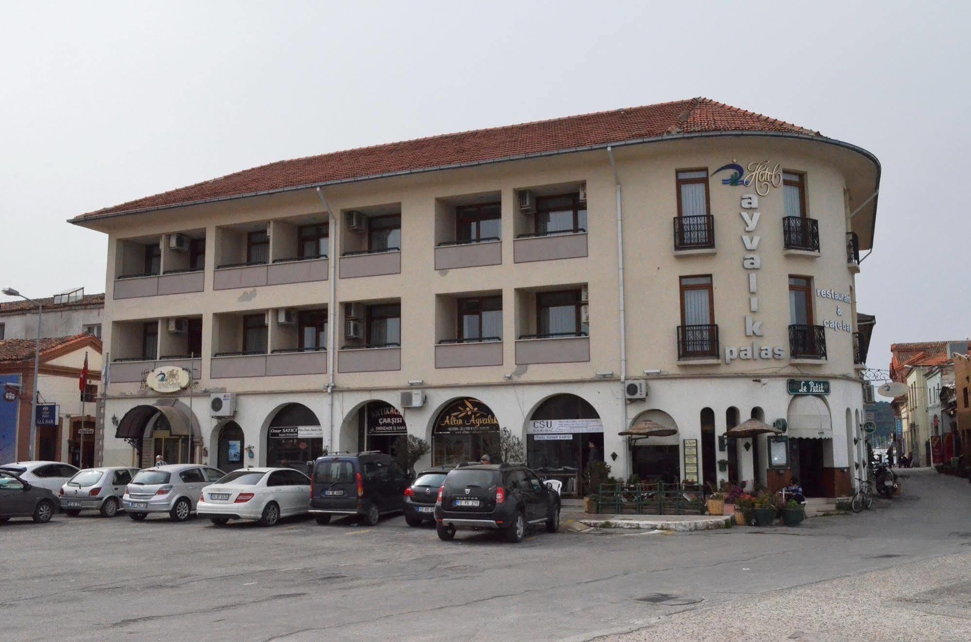 Ayvalik Palas Hotel Екстериор снимка