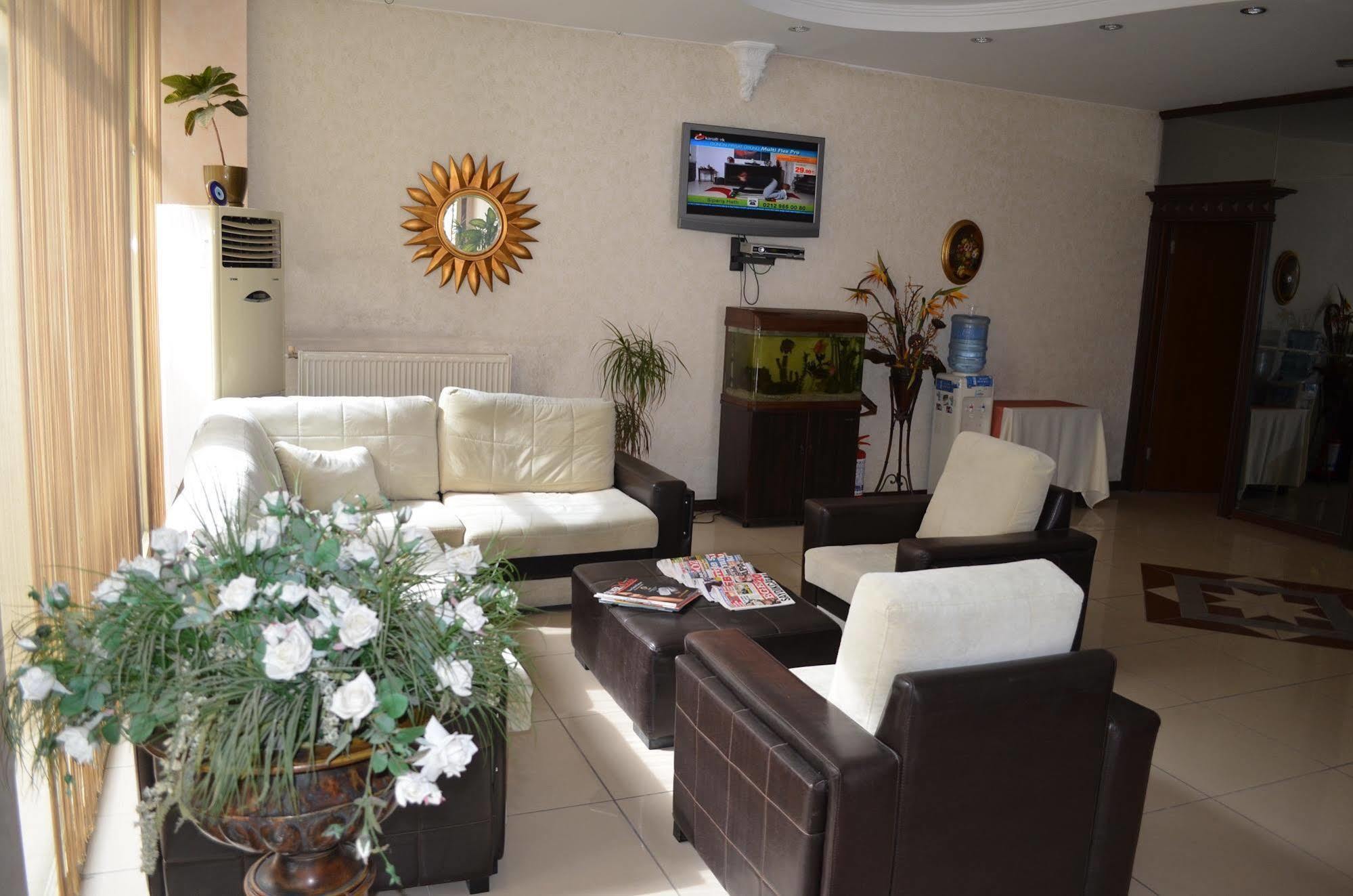 Ayvalik Palas Hotel Екстериор снимка