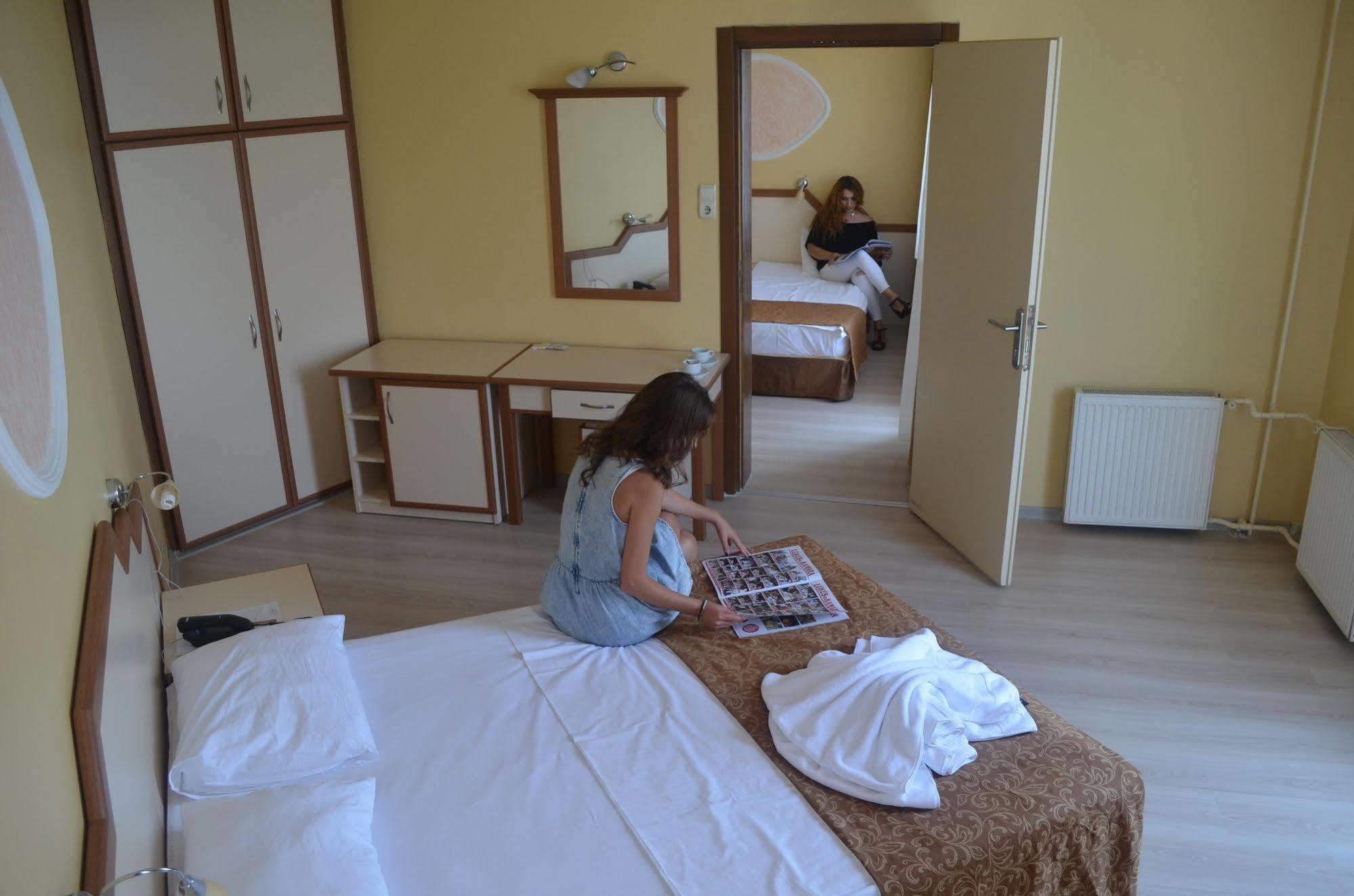 Ayvalik Palas Hotel Екстериор снимка