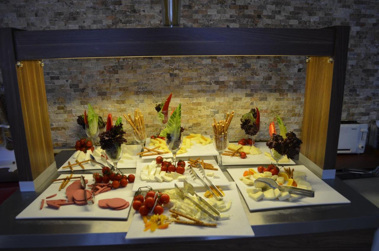 Ayvalik Palas Hotel Екстериор снимка